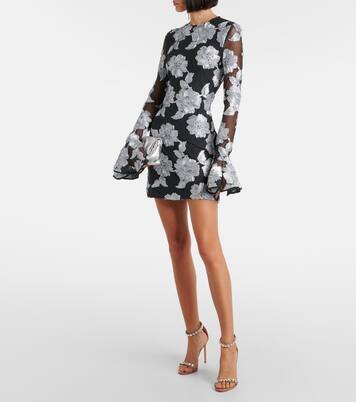 Robe brodée à fleurs | Rotate