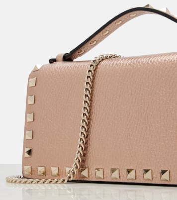 Schultertasche Rockstud Mini aus Metallic-Leder | Valentino Garavani