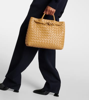Andiamo Intrecciato Medium leather tote bag | Bottega Veneta