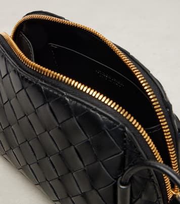 Pochette Concert Mini en cuir Intrecciato  | Bottega Veneta