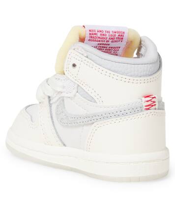Baby Air Jordan 1 Retro High OG sneakers | Nike Kids