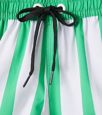 Bermudas a rayas | Fábula