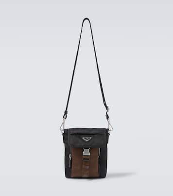 حقيبة باوتش للهاتف من الـ Re-Nylon  | Prada