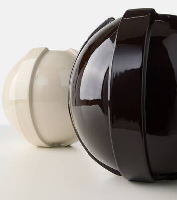 Vinci 01 ceramic vase | Louise Roe