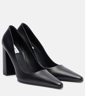 Pointy leather pumps | Alaïa
