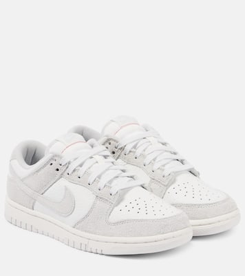 Sneakers Dunk Low aus Leder und Veloursleder | Nike