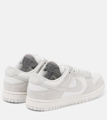Sneakers Dunk Low aus Leder und Veloursleder | Nike