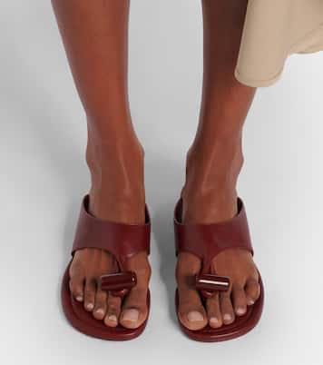 Toggle leather thong sandals | Loewe