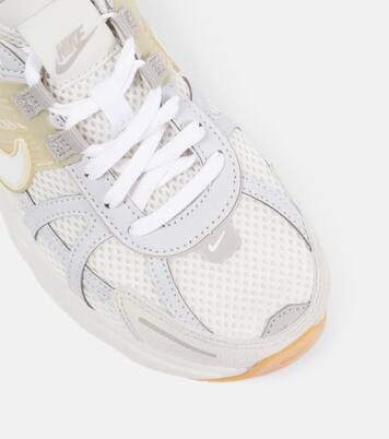 Sneakers V2K Run mit Leder | Nike