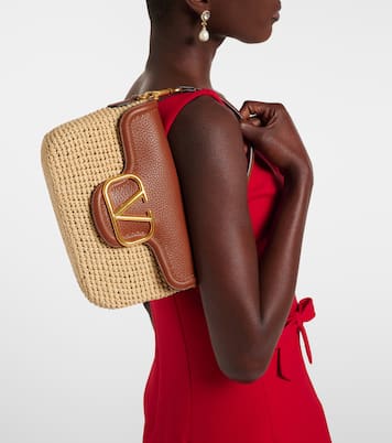 Alltime raffia-effect shoulder bag | Valentino Garavani