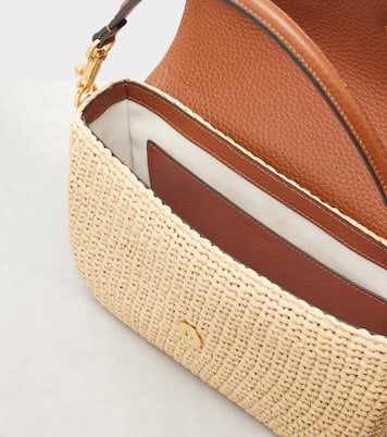 Alltime raffia-effect shoulder bag | Valentino Garavani