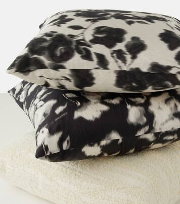 Biplex wool and cotton-blend cushion | The House of Lyria