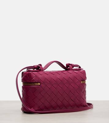 Bang Bang Intrecciato leather vanity bag | Bottega Veneta