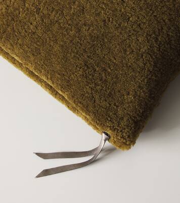 Shearling cushion | Maison de Vacances