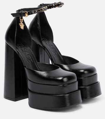 Plateau-Pumps Medusa Aevitas aus Lackleder | Versace