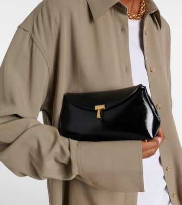 Clutch T-Lock Mini aus Lackleder | Toteme
