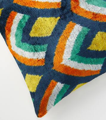 Silk and cotton velvet cushion | Les-Ottomans