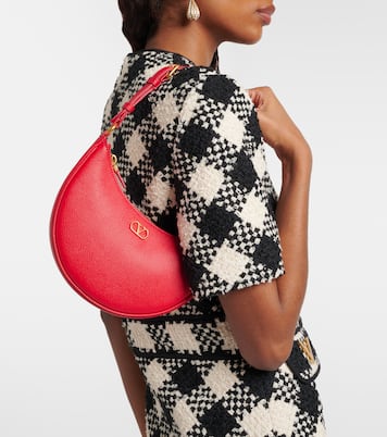 VLogo leather shoulder bag | Valentino Garavani