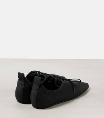 帆布运动鞋 | Toteme