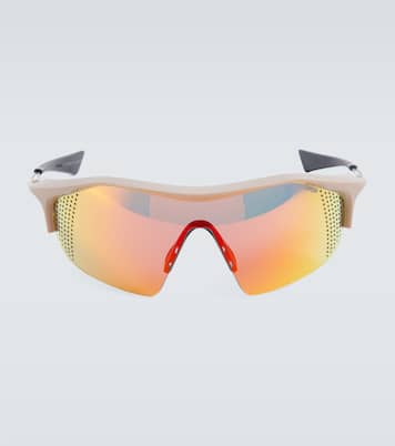 Lunettes de soleil DiorXplorer M1U | Dior Eyewear