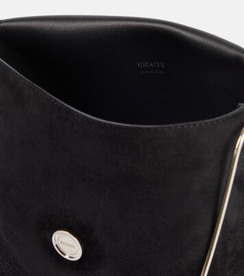 Schultertasche Bobbi aus Veloursleder | Khaite