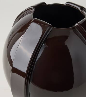 Vinci 01 ceramic vase | Louise Roe