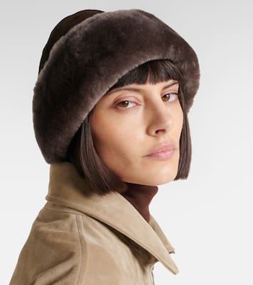 Mütze Toki aus Veloursleder und Shearling | Nour Hammour