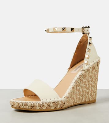 Rockstud 105 leather espadrille wedges | Valentino Garavani