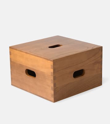 LC14 Cabanon chestnut stool by Le Corbusier | Cassina