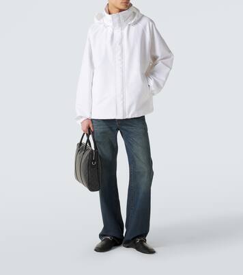 حقيبة لحفظ الأوراق Gucci Essence Classic Medium | Gucci