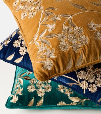 Picture 3 out of 5