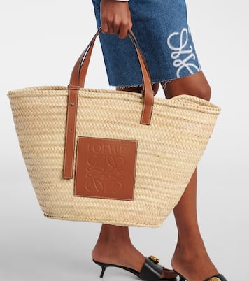 Anagram Large leather-trimmed basket bag | Loewe
