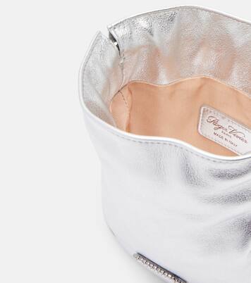 Bucket Bag Pilgrim Nano aus Metallic-Leder | Roger Vivier
