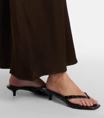 Croc-effect leather thong sandals | Toteme