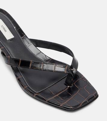 Croc-effect leather thong sandals | Toteme