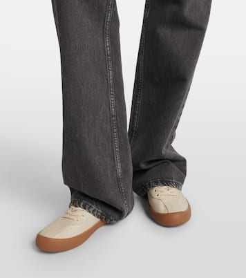 Low-Rise Straight Jeans Lyndsey | The Row