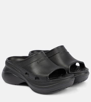 Pool Crocs™ rubber mules | Balenciaga