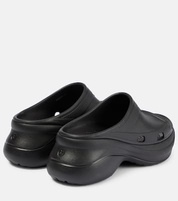 Pool Crocs™ rubber mules | Balenciaga