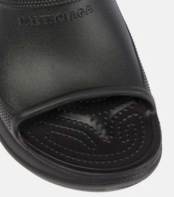Pool Crocs™ rubber mules | Balenciaga