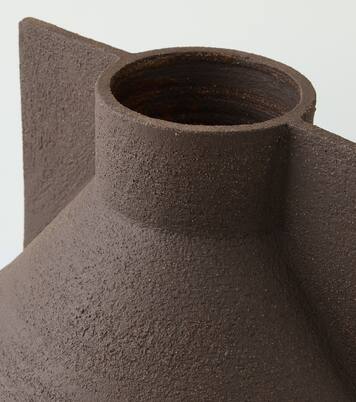 Jana ceramic vase by Antonio Forteleoni  | Cappellini