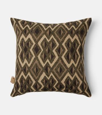 Zefiro linen cushion | The House of Lyria