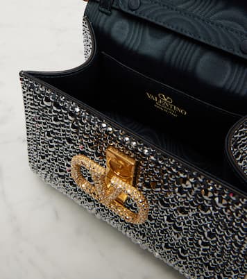 Tote Bag VSling Small aus Veloursleder mit Kristallen | Valentino Garavani