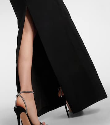 Robe Sachiel | Rebecca Vallance