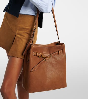 Bucket Bag Aventure aus Leder | Miu Miu