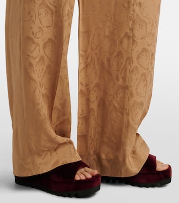 Sneak Elyse velvet wedge mules | Stella McCartney