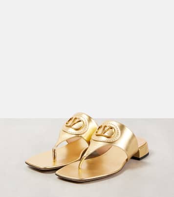 VLogo Signature metallic leather thong sandals | Valentino Garavani