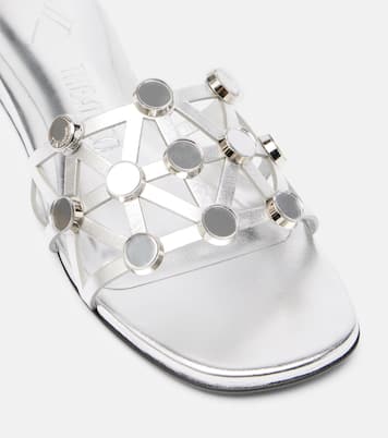 Pantoletten Grid aus Metallic-Leder | The Attico