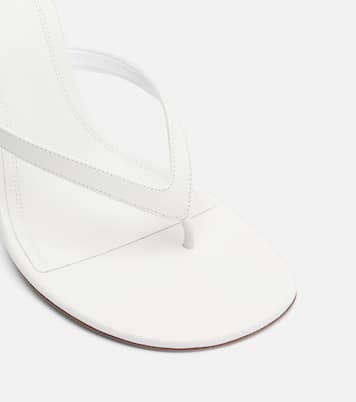 Sandalen Juliette aus Leder | Amina Muaddi