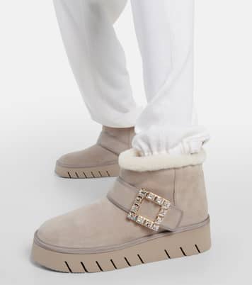 Viv' Winter suede ankle boots | Roger Vivier