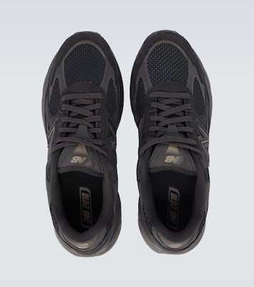 2010 suede and mesh sneakers | New Balance